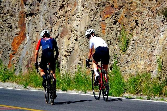 骑了一两年还卡25kmh？别盲目换车，这波低成本操作让你秒提速