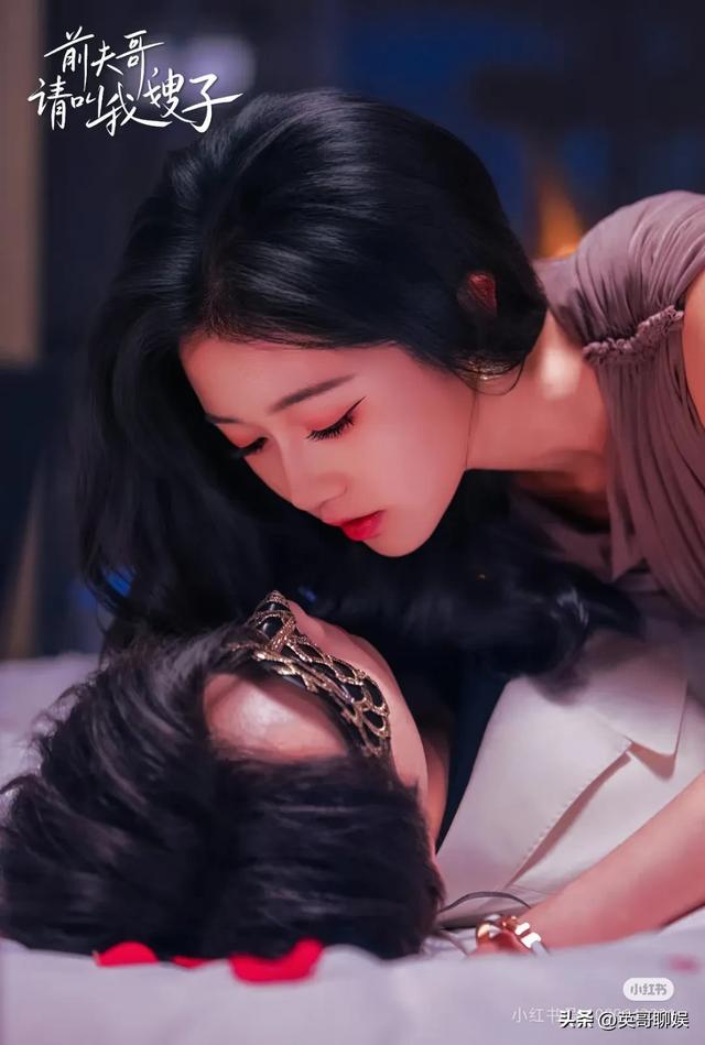 看似「清纯」实则“风骚”的四个短剧女演员，妖艳绝不输“妲己”