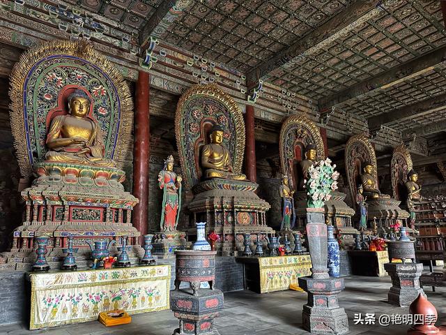 华严寺：“八大辽构”之七，拥有最美辽塑菩萨和最美古代书橱