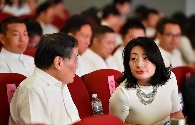 最新官方消息：宗馥莉官复原职