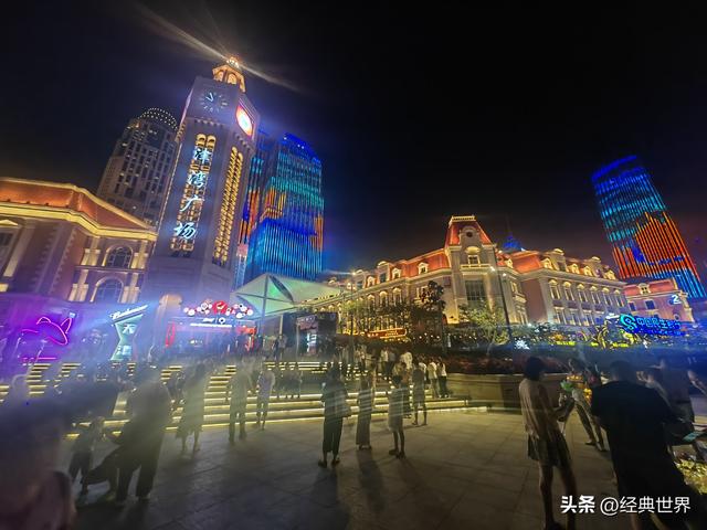 夜幕下的海河