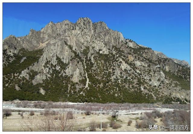 镜头记录2012年3月拉萨至林芝，赏一路如画风景（一）