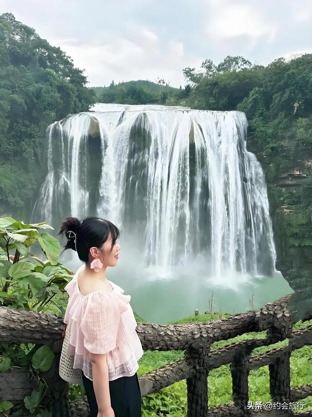 花260游黄果树瀑布太憋屈？捆绑收费、堵到窒息、退票无门