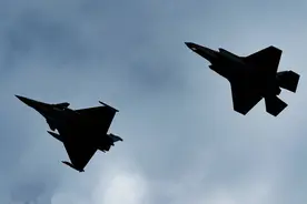 最近法国阵风到关岛与F35A进行了对抗演习，透露了哪些信息？图片