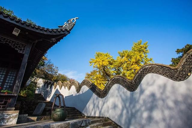 无锡往事：《游惠山的“酥糯香甜”》（作者 华钰麟）