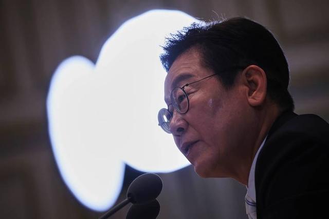 韩国站队了？韩国最新规定，台湾居民入境，必须承认台湾属于中国