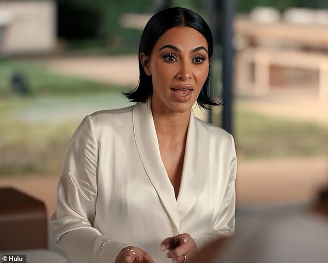 当真人秀女王走进法庭：金·卡戴珊不是在演戏，而是在活成品牌