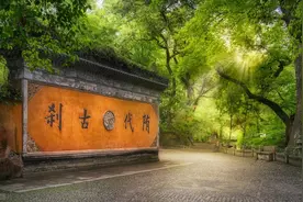 此生必去的深山古刹，中国最清净的千年古寺，后悔没有早点去！图片