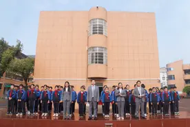 最美人间四“阅”天，岳阳楼区站东小学开展首届读书节活动图片