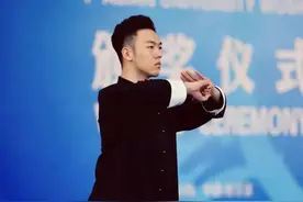 大反转！中信建投实习生怕了！称网上身份信息不实！图片