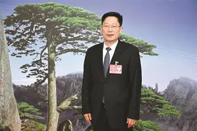 加快建设供需两旺的区域性消费强市 ——访全国人大代表、安徽省阜阳市委书记刘玉杰图片