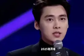 李易峰高调宣布复出，娱乐圈风云变幻图片
