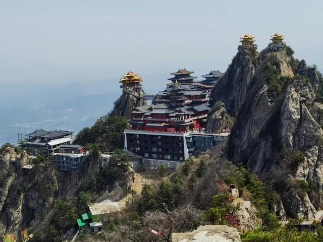 “天下无双圣境,世界第一仙山”的河南洛阳老君山
