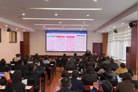 “云花”乘“数”而兴——新双高融合区域特色产业链职业教育示范性虚拟仿真实训基地建设研讨会圆满举行图片