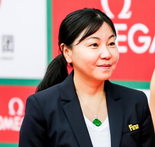 周继红也没想到	，人民日报专访，郭晶晶仅一句话就让自己口碑暴涨