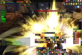 魔兽怀旧服：全球第一把橙武灰烬使者诞生！特效帅炸，光暗切换！图片