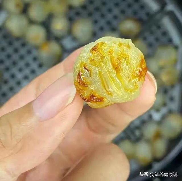 秋天宁愿不吃肉，也要吃这个“纯阳之果”，滋补又养人，应季而食