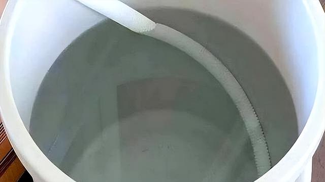 空调滴下来的水，比空调还“值钱”！很多人不知道有啥用，赶紧看