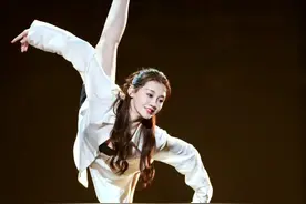 《浪姐5》初舞台最美排行榜，苗苗、陈昊宇美的让人惊艳图片