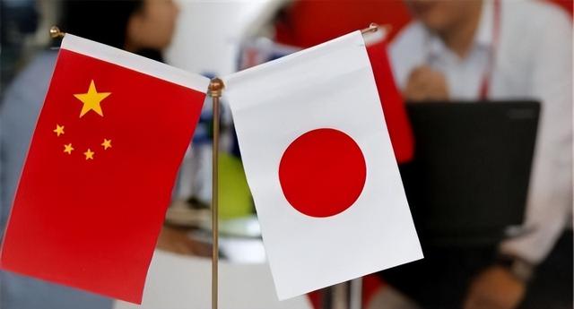 高市硬刚到底，要将中国高官驱逐出境？中方以牙还牙，日本破防了