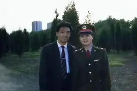 嫁大12岁老公，30年不管家务，丈夫：她做家务是对才华的浪费图片