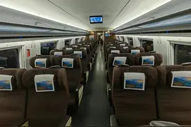 我算是体验到了，高速动车上商务座、一等座、二等座，差距很明显图片