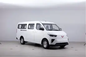 五菱扬光客运版将上市 多人出行/搬家拉货 可谓样样精通图片