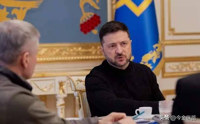 红军城告急！西方援助"断供"	、内鬼窃国，泽连斯基真能撑过这寒冬