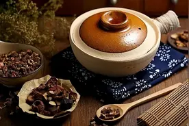 想要白发变黑，送你一个方，帮你生出一头乌发图片