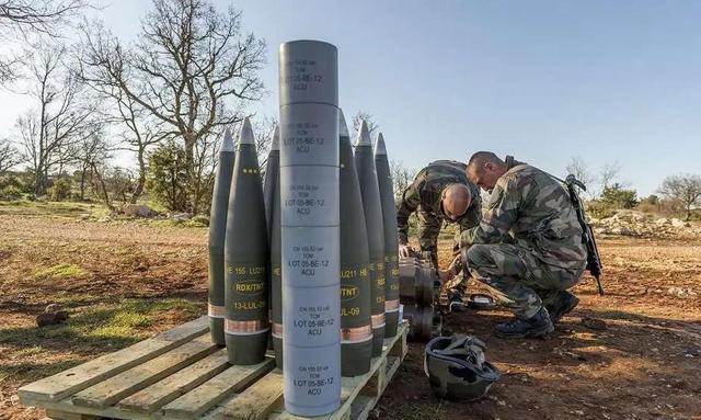 荷兰“蠢棋”断供晶圆，德国跟风换设备，中方反制戳中欧洲痛点