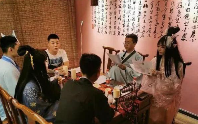 新兴行业成色情温床？大量年轻人追求“颅内快感”，沉迷其中