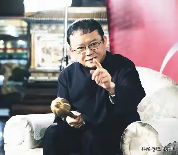 王刚一声“卫平兄”给这曾因妹妹而割裂的友谊，画上了完美的句点