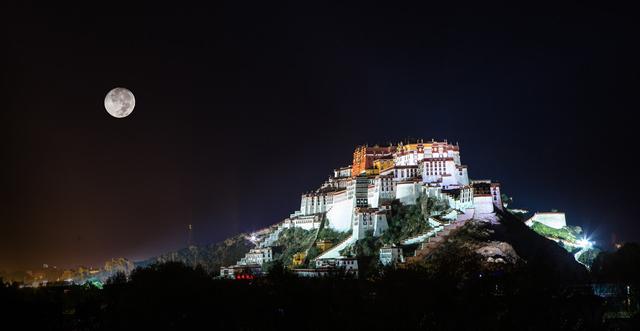 国内10大最美旅游线路，路上太多美景，承包了《国家地理》封面图