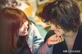 身体比嘴巴更诚实，偷偷喜欢你的女人，才会有这4个“生理喜欢”图片