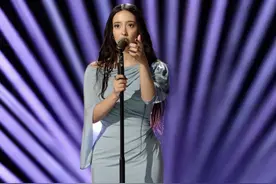 《歌手2024》第八期：太卷了！谭维维打赢凡希亚，那英天后归来？图片