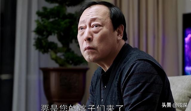 父亲结婚只为找保姆，母亲用女儿挡刀！4种巨婴父母太可怕