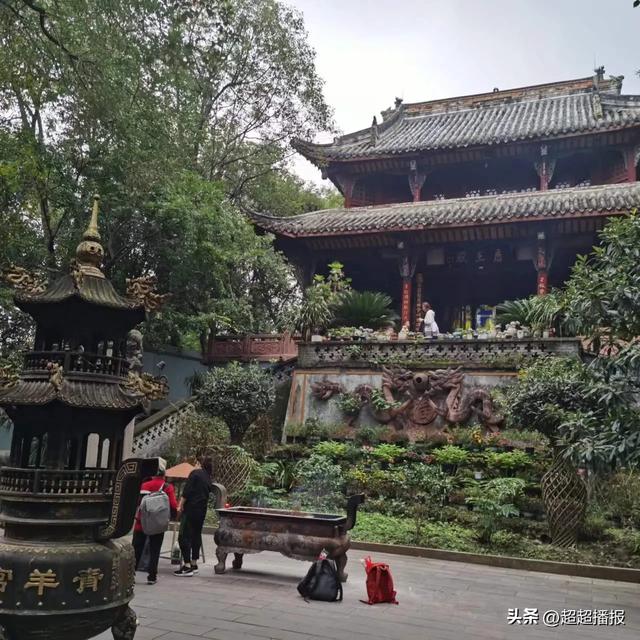 窥探蓉成历史文化 感受成都现代文明