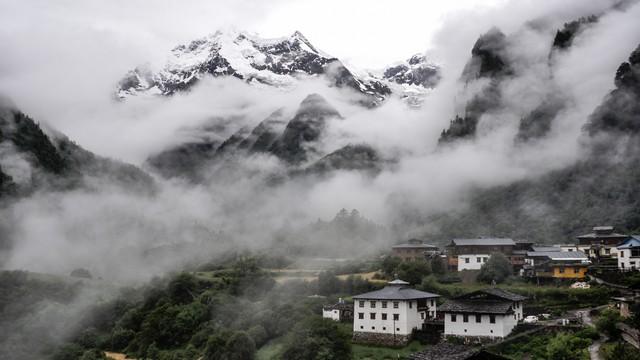别再扎堆热门景点！这处秘境美到犯规