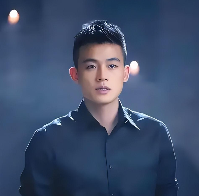 官媒亲宣，欧豪、杨紫同时传来喜讯，网友恭喜：终于等到这一天