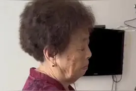 来自奶奶的爱，怀远媳妇不舒服，奶奶直接上手给孙媳妇揪痧图片