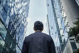 百亿浙商大佬，身陷困局图片