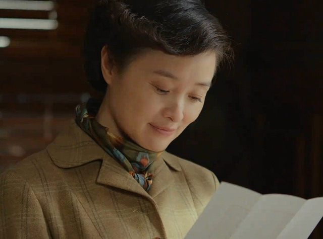 看完《沉默的荣耀》再看《隐锋》，我只想说：没有对比就没有伤害