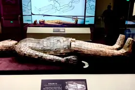 黄金做缕、美玉做衣，金缕玉衣尸身不腐的背后，是虚假的永生梦图片