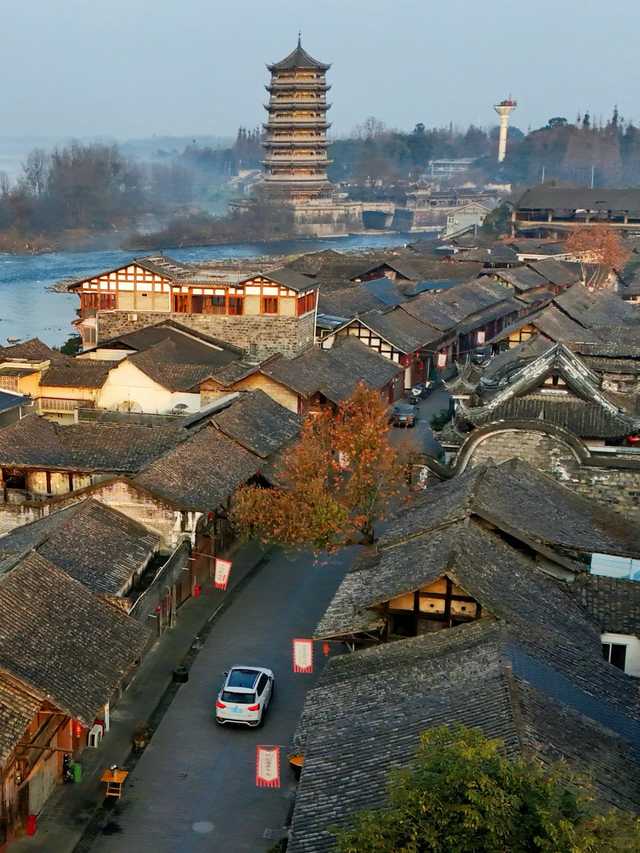 五一0预算耍成都10个千年古镇！最近1h直达，好吃到不想回家！