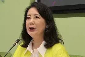 罢免35比12，蓝白势如破竹！吴思瑶成罢免第一人！邱毅发出提醒！图片