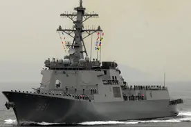 东亚怪物房竞争激烈，中日韩五型驱逐舰谁最强，055能排第一吗？图片