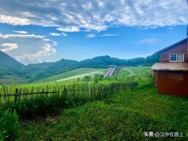镇巴草坝，一个把你宠成童话主角的地方