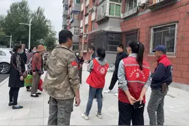 小小网格让基层“幸福满格”——大东区东站街道陶瓷社区助力老旧小区改造工程推进图片