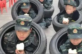 15岁女生在“戒网瘾学校”遭教官性侵：父母病了，却在喂孩子吃药图片