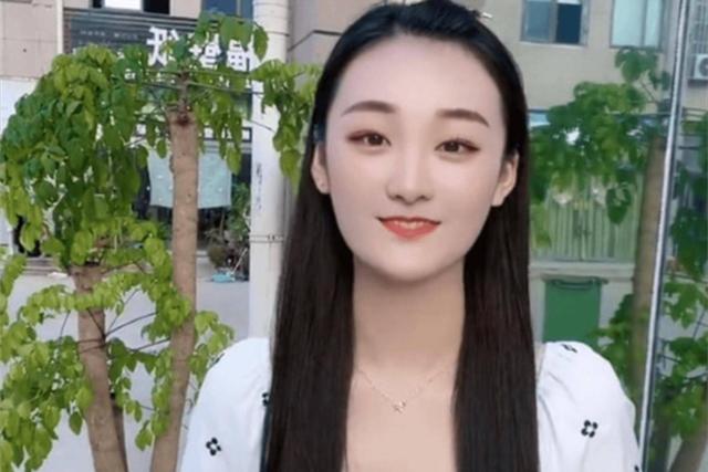 大衣哥做梦都没想到，离婚四年后，前儿媳陈亚男还是不愿放过自己